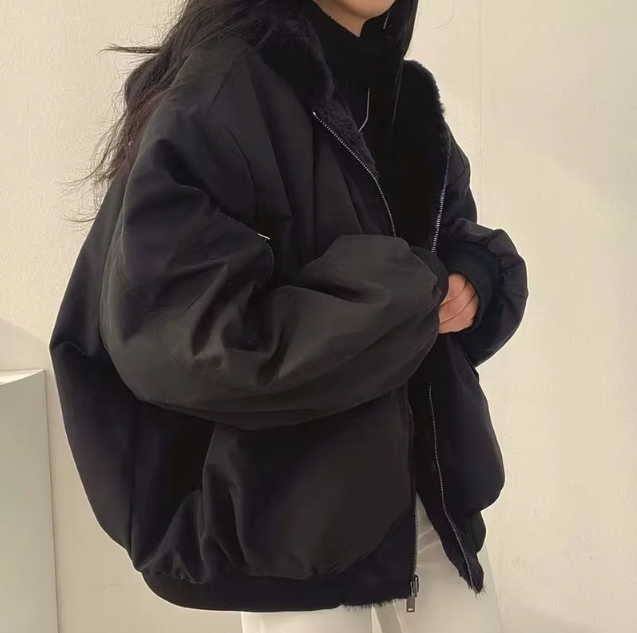 Amanda | Women's Oversized Faux Fur-Lined Bomber Jacket – Hooded, Zip Front, Ribbed Cuffs