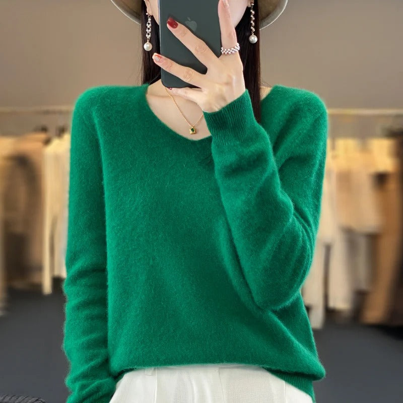 Elena | Women's V-Neck Wool-Feel Sweater – Lightweight Long Sleeve Knit Pullover – Green