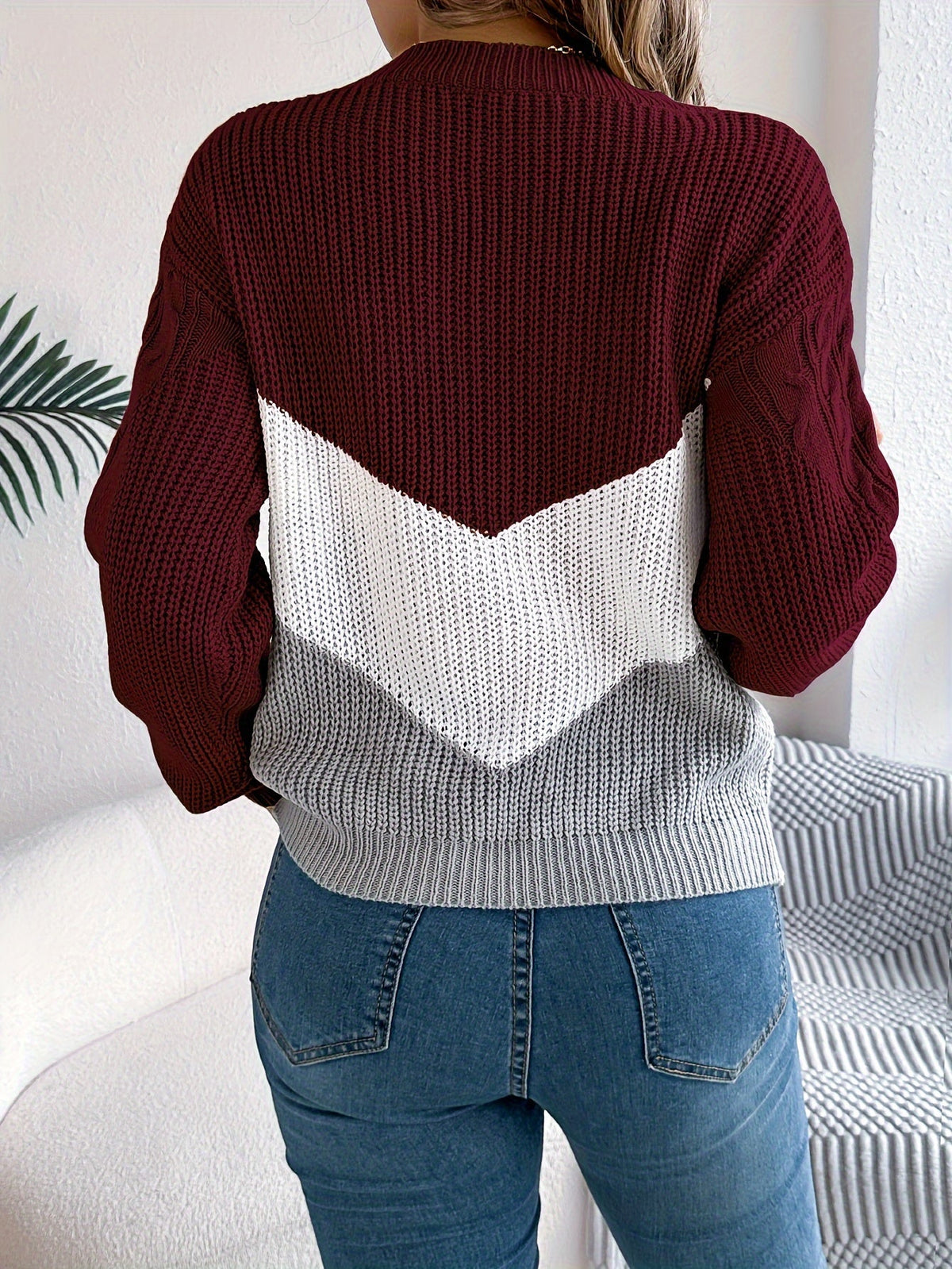 Noreen | Women's Color-Block Cable Knit Sweater – Round Neck
