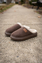 Dina | Women's Fluffy House Slippers – Plush Slip-On with Non-Slip Sole – Dark Brown