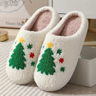 Holly | Women's Fuzzy Christmas Slippers – Plush Lining, Non-Slip Sole, Festive Motifs – Christmas Tree